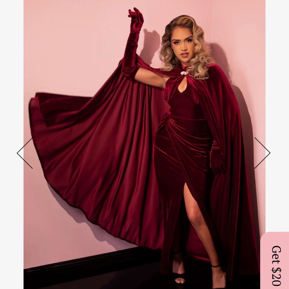 Micheline Pitt gown